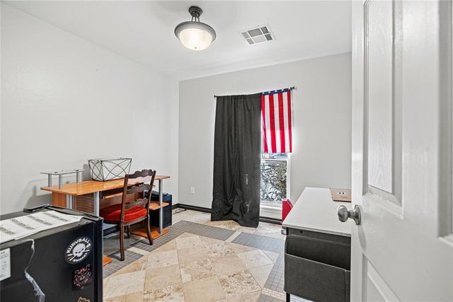 616 Rosemoor Court, Yukon, OK 73099