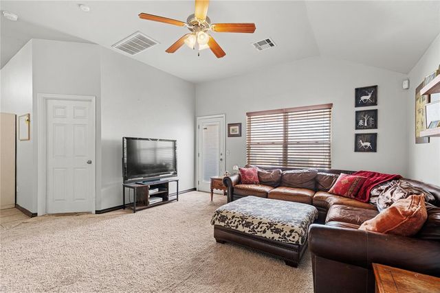 616 Rosemoor Court, Yukon, OK 73099