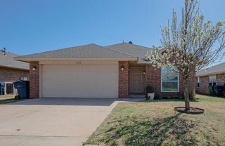 616 Rosemoor Court, Yukon, OK 73099