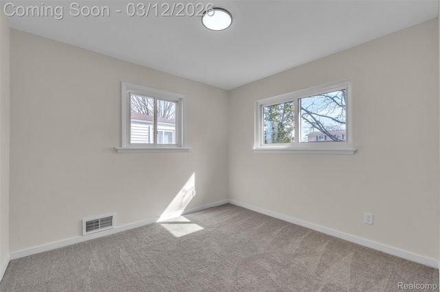 19261 Osmus Street, Livonia, MI 48152