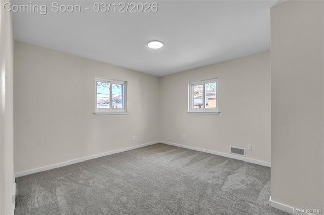 19261 Osmus Street, Livonia, MI 48152