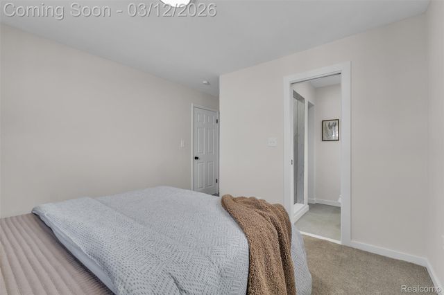 19261 Osmus Street, Livonia, MI 48152