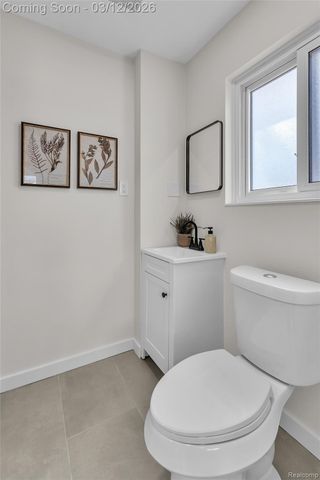 19261 Osmus Street, Livonia, MI 48152