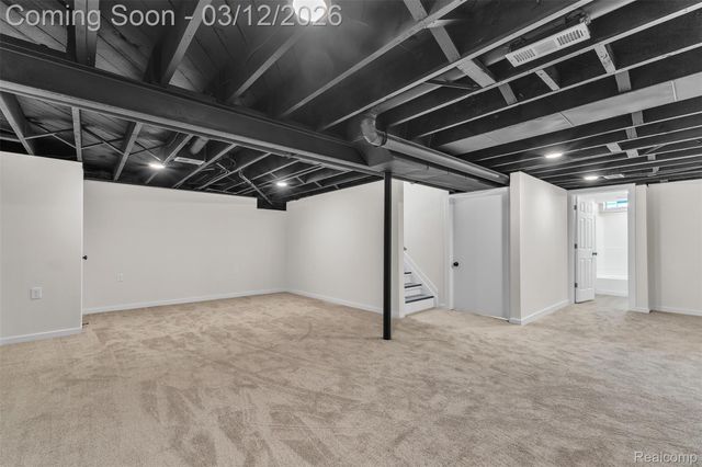 19261 Osmus Street, Livonia, MI 48152