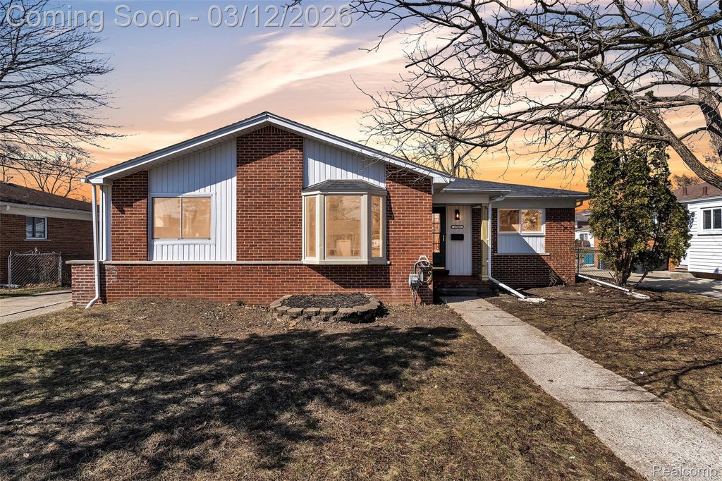 19261 Osmus Street, Livonia, MI 48152