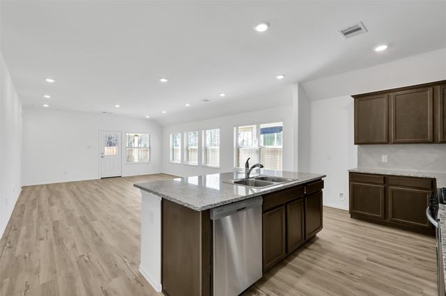 3806 Rock Ledge Drive, Rosenberg, TX 77469