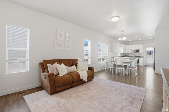 1259 E KELSEY DR, Eagle Mountain, UT 84005