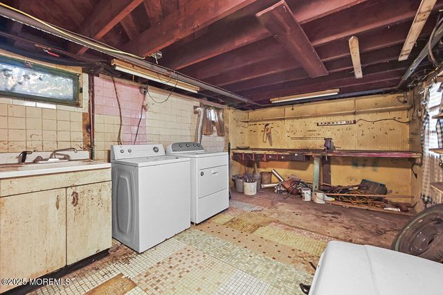 108 W Concourse, Keyport, NJ 07735