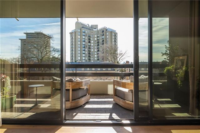 2660 Peachtree NW Road 6H, Atlanta, GA 30305