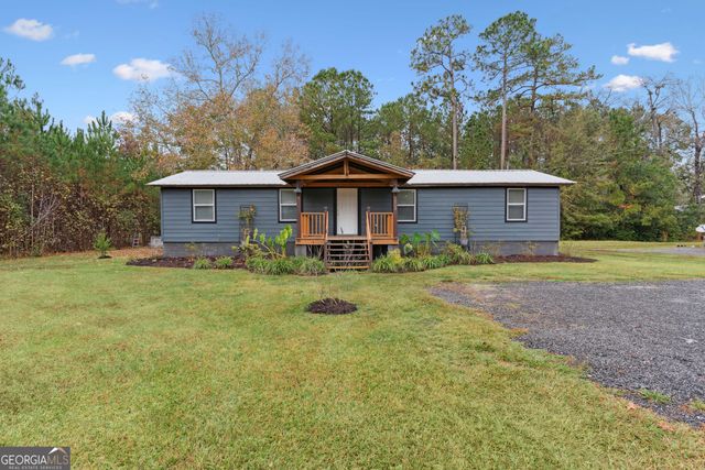 1223 White Drive NE, Townsend, GA 31331