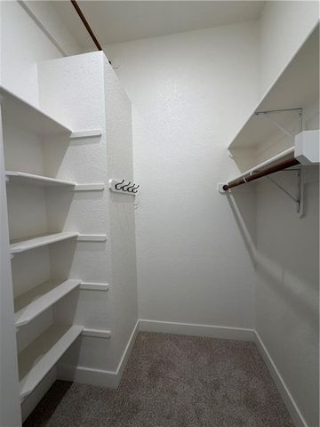 13735 NW 70th Street, Parkville, MO 64152