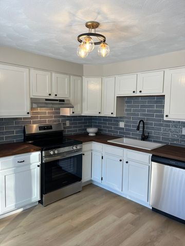 305 Burlingame Rd, Palmer, MA 01069