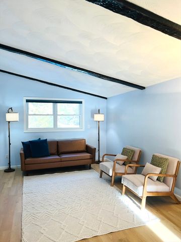 305 Burlingame Rd, Palmer, MA 01069