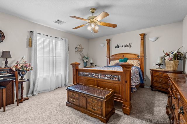 1915 6th NW, Ardmore, OK 73401