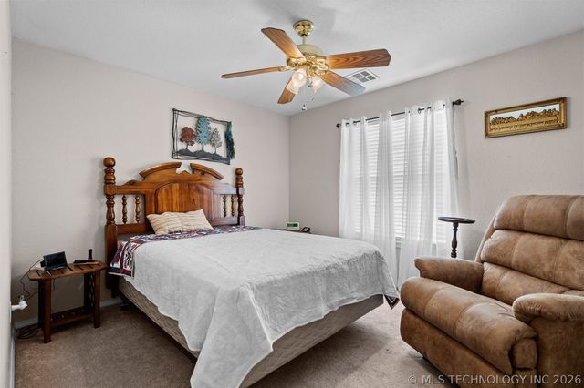 1915 6th NW, Ardmore, OK 73401