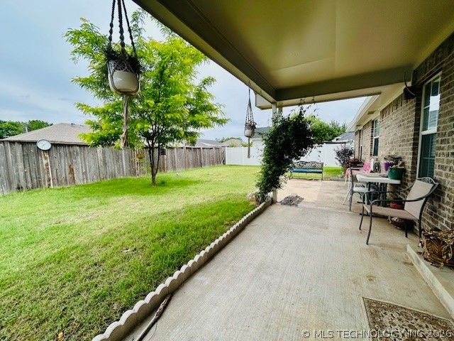 1915 6th NW, Ardmore, OK 73401