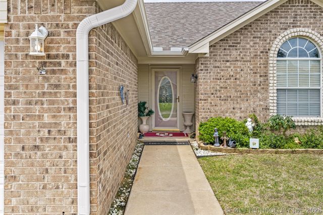 1915 6th NW, Ardmore, OK 73401