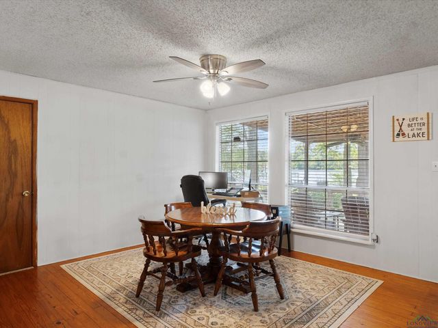 3065 E Lake, Gladewater, TX 75647