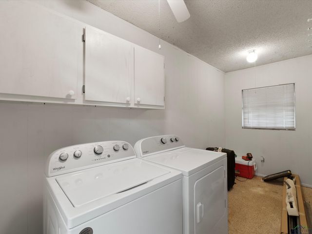 3065 E Lake, Gladewater, TX 75647