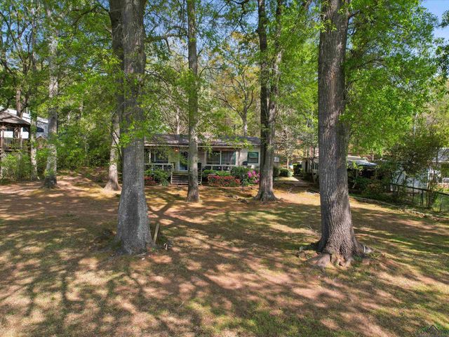 3065 E Lake, Gladewater, TX 75647