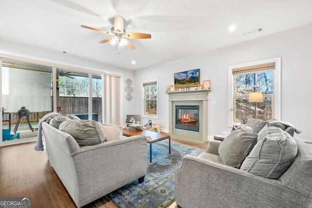 172 Madison Street, Canton, GA 30115