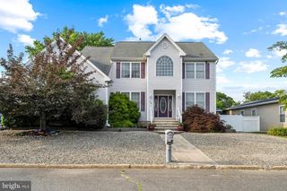 308 PINE FOREST LN, Forked River, NJ 08731
