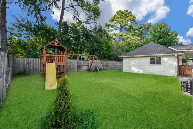 9722 Blue Cruls Way, Spring, TX 77379