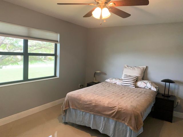 125 Lake Nancy Drive 241, West Palm Beach, FL 33411