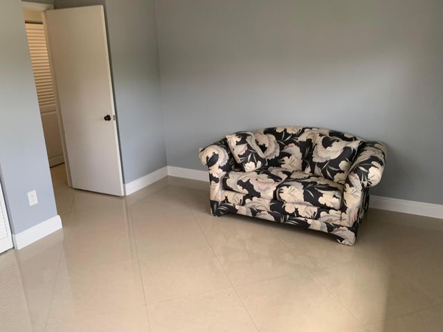 125 Lake Nancy Drive 241, West Palm Beach, FL 33411