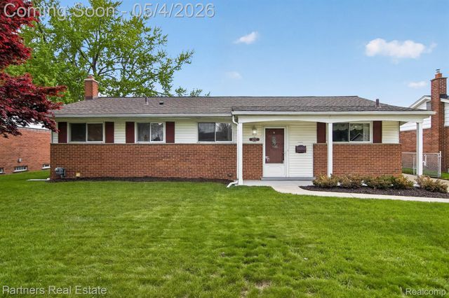 14582 Blue Skies Street, Livonia, MI 48154