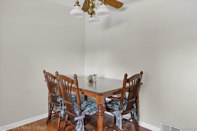 14582 Blue Skies Street, Livonia, MI 48154