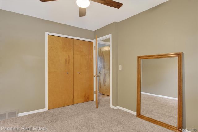 14582 Blue Skies Street, Livonia, MI 48154