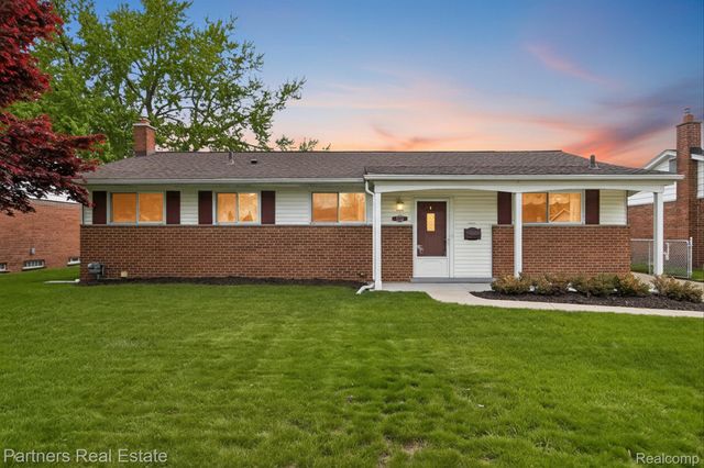 14582 Blue Skies Street, Livonia, MI 48154