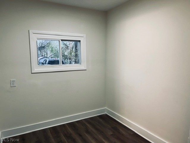 154 E Archwood Avenue, Akron, OH 44301