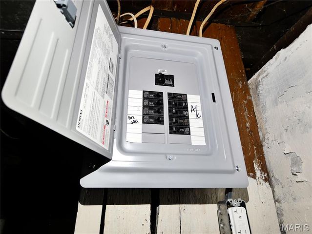 4611 San Francisco Avenue, St Louis, MO 63115