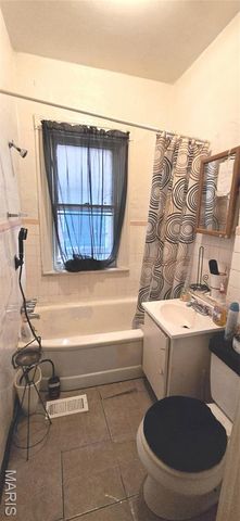 4611 San Francisco Avenue, St Louis, MO 63115