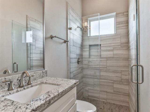 10915 Brookeshire Chase Lane, Houston, TX 77043