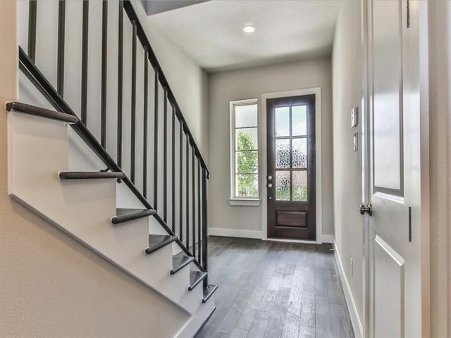 10915 Brookeshire Chase Lane, Houston, TX 77043