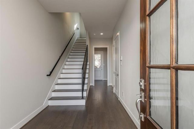 10915 Brookeshire Chase Lane, Houston, TX 77043