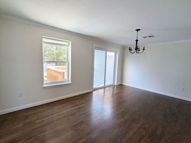 107 Franklin Street Ext Unit 4, Derry, NH 03038