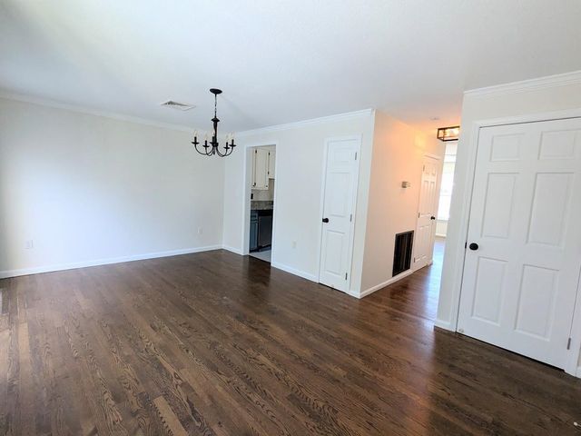 107 Franklin Street Ext Unit 4, Derry, NH 03038