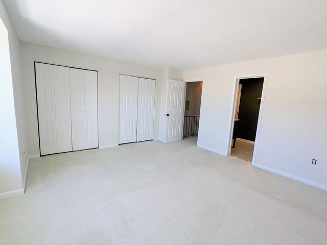 107 Franklin Street Ext Unit 4, Derry, NH 03038