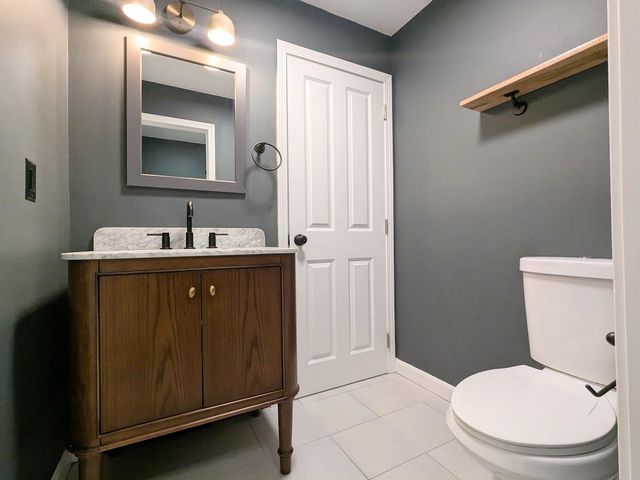 107 Franklin Street Ext Unit 4, Derry, NH 03038