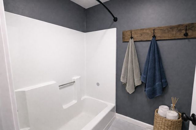 107 Franklin Street Ext Unit 4, Derry, NH 03038