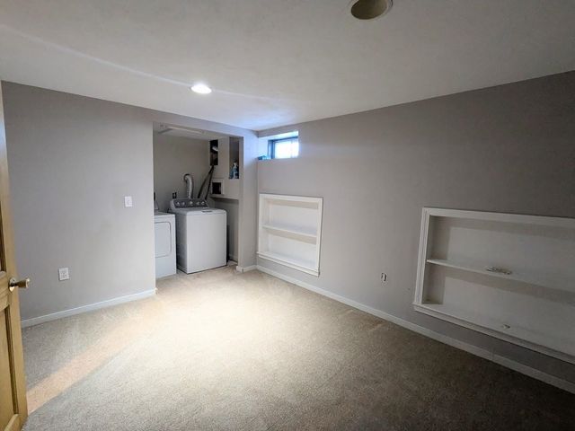 107 Franklin Street Ext Unit 4, Derry, NH 03038