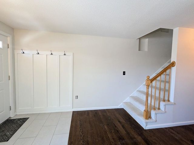 107 Franklin Street Ext Unit 4, Derry, NH 03038