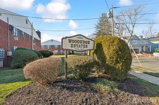 24 Woodedge Avenue A8, Edison, NJ 08817