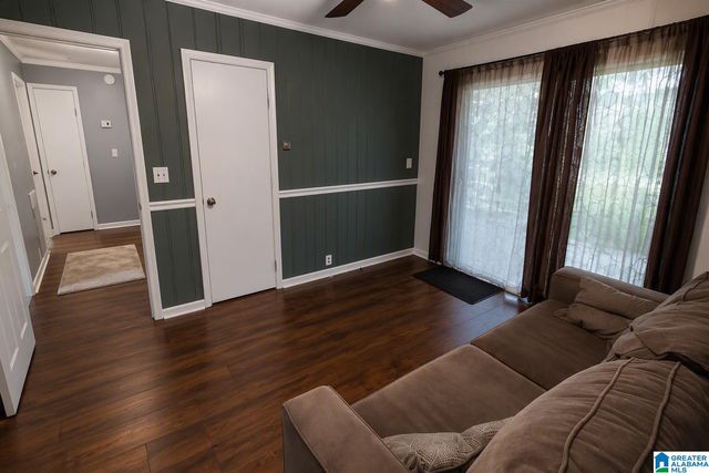 115 LAKELAND AVENUE, Hueytown, AL 35023