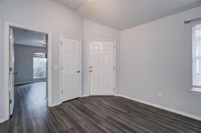 408 Cherokee Gate Drive, Yukon, OK 73099