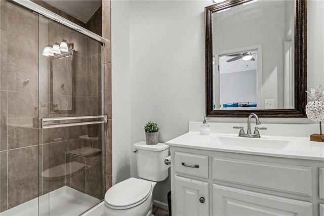 928 N Stonecrest Road, Olathe, KS 66061